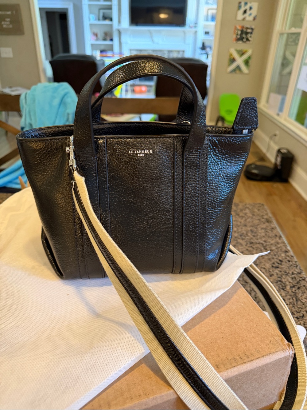 Le Tanneur small Black Pebbled Leather Crossbody Bag with Removable Strap